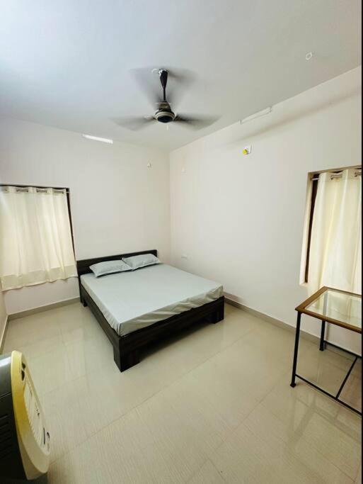 Home In Guruvayur-3 Bedroom Eksteriør bilde