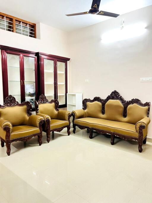 Home In Guruvayur-3 Bedroom Eksteriør bilde